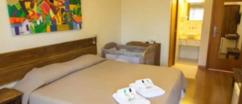 Imagen de la habitación del Hotel Estancia Santa Monica. Foto 9