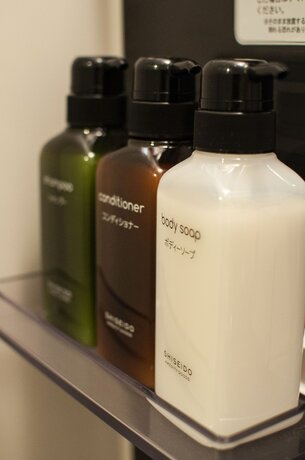 Imagen de la habitación del Hotel E-stay Namba. Foto 19