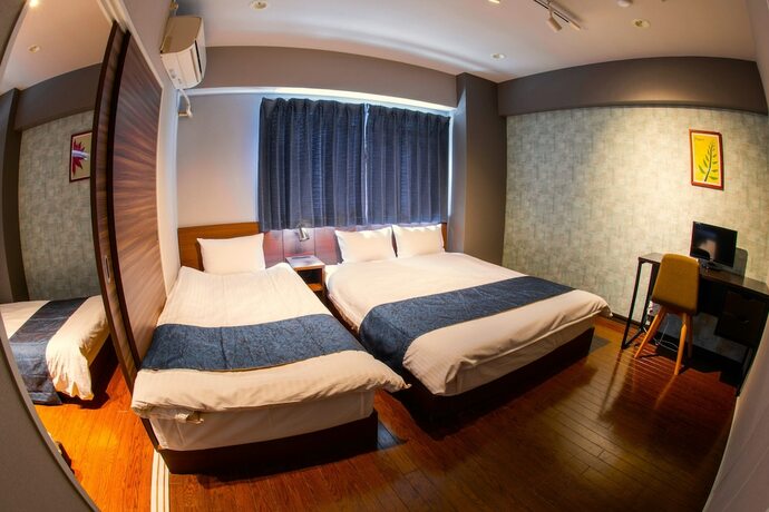 Imagen de la habitación del Hotel E-stay Namba. Foto 24