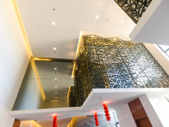 Imagen de los interiores del Hotel Estay Residence Dali. Foto 7