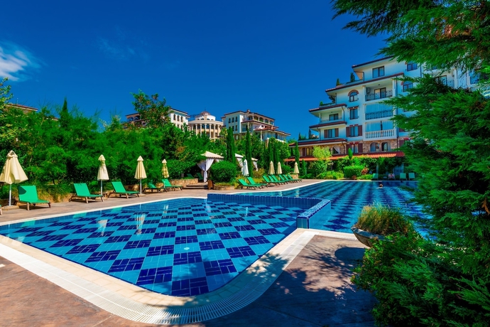 Imagen general del Hotel Esteban VIP Residence Club. Foto 1