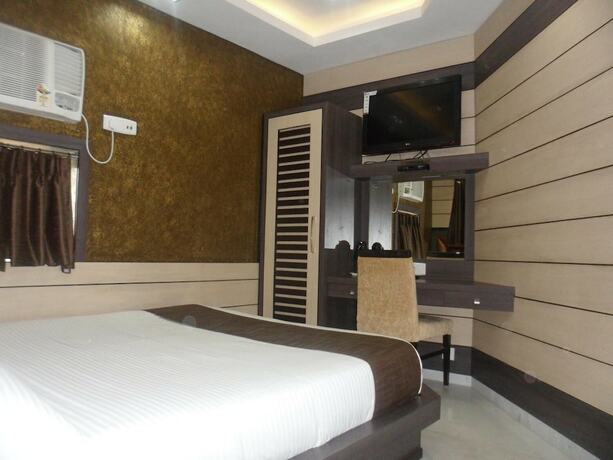 Imagen general del Hotel Esteem. Foto 14