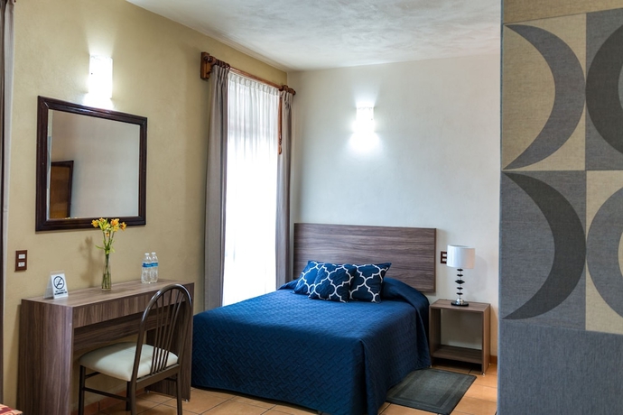 Imagen de la habitación del Hotel Estefania. Foto 2