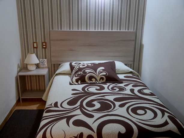 Imagen de la habitación del Hotel Estefania. Foto 3