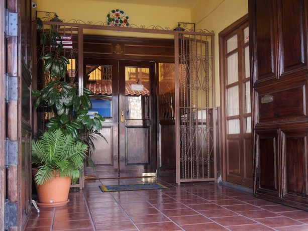 Imagen de los interiores del Hotel Estefania. Foto 15