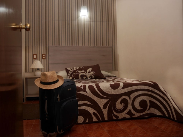 Imagen de la habitación del Hotel Estefania. Foto 6