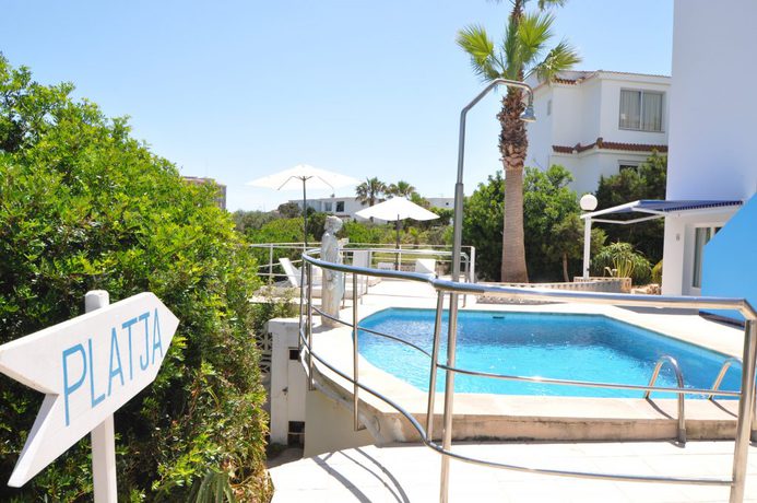 Imagen general del Hotel Estel Blanc Apartaments. Foto 3