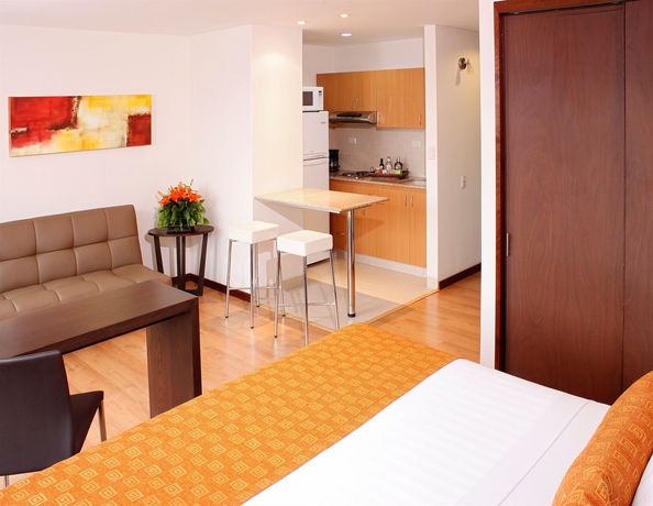 Imagen de los interiores del Hotel Estelar Apartamentos Medellin. Foto 15