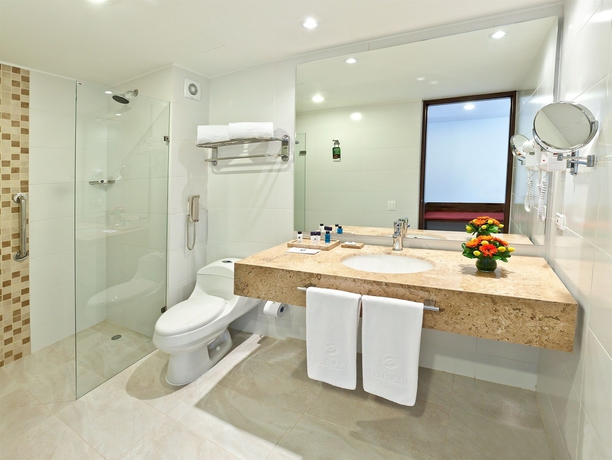 Imagen de la habitación del Hotel Estelar Calle 100. Foto 7