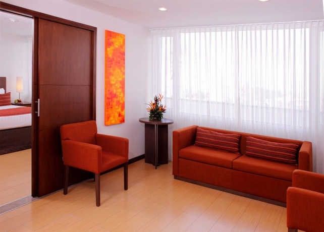 Imagen de los interiores del Hotel Estelar El Cable. Foto 9