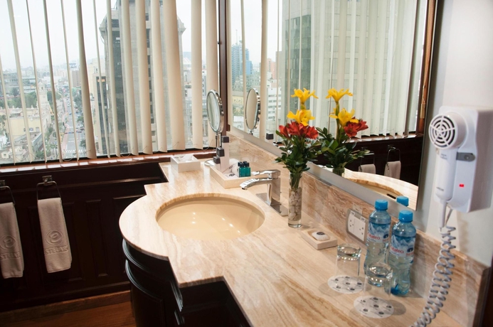 Imagen de la habitación del Hotel Estelar Miraflores. Foto 9