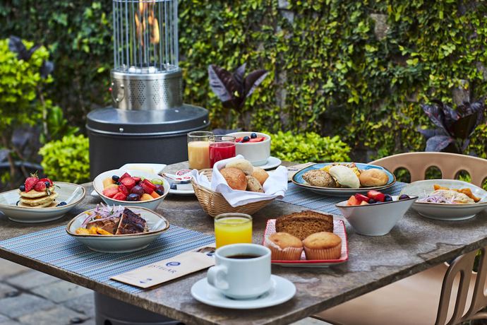 Imagen de la habitación del Hotel Estelar San Isidro. Foto 8