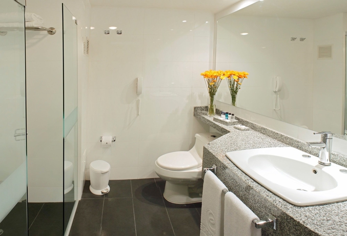 Imagen de la habitación del Hotel Estelar Santamar and Centro De Convenciones. Foto 4