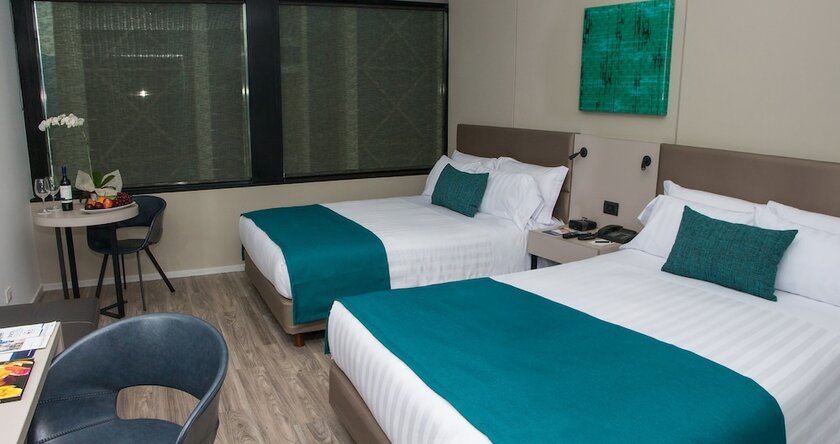 Imagen de la habitación del Hotel Estelar Square. Foto 19