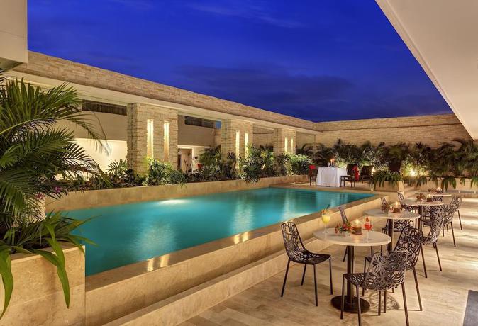 Imagen de la piscina del Hotel Estelar Yopal. Foto 10