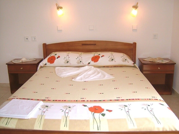 Imagen de la habitación del Hotel Estelle, Gerakini. Foto 4