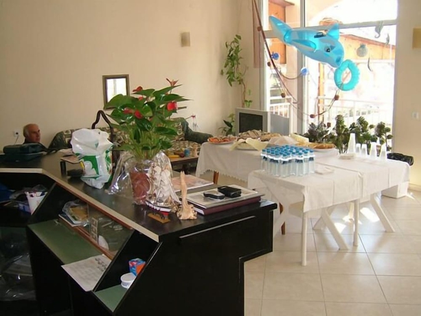 Imagen de los interiores del Hotel Estelle, Gerakini. Foto 19