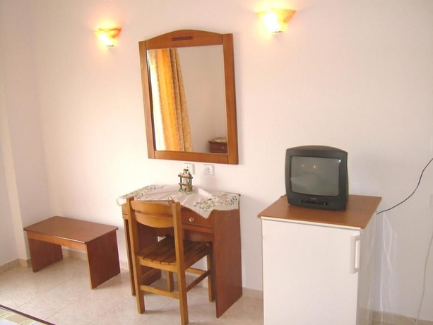 Imagen de la habitación del Hotel Estelle, Gerakini. Foto 11