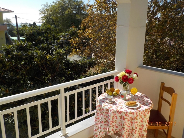 Imagen de la habitación del Hotel Estelle, Gerakini. Foto 17