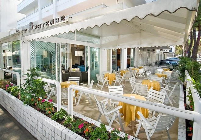 Imagen de los exteriores del Hotel Estense, Gatteo a Mare. Foto 11