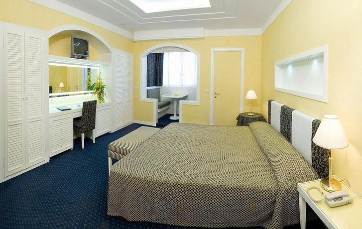 Imagen de la habitación del Hotel Estense, Gatteo a Mare. Foto 10