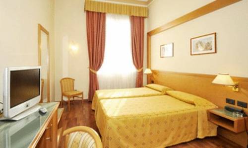 Imagen de la habitación del Hotel Estense, Modena. Foto 14