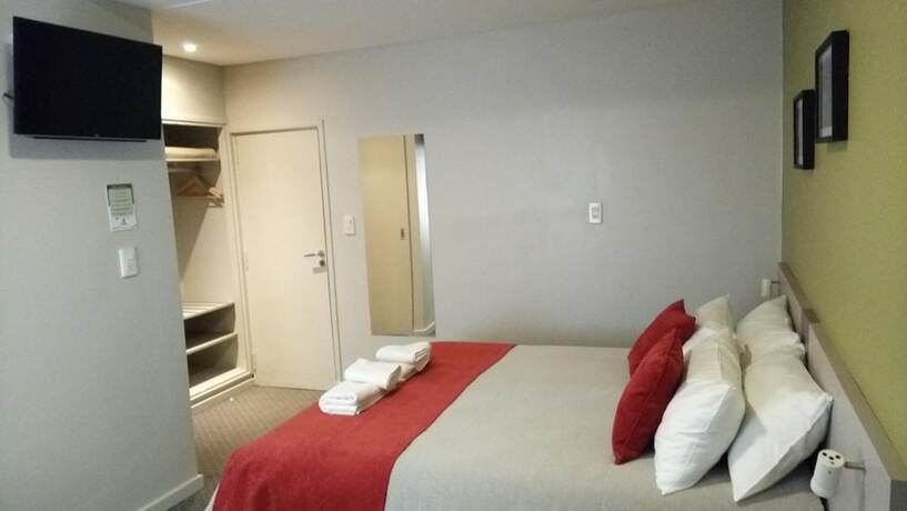 Imagen de la habitación del Hotel Estepa. Foto 17