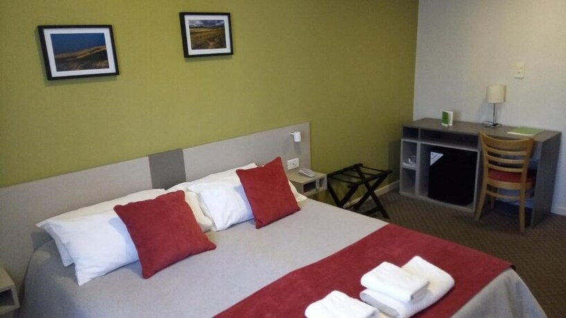 Imagen de la habitación del Hotel Estepa. Foto 28