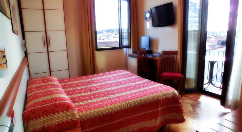 Imagen general del Hotel Ester, Florencia. Foto 4