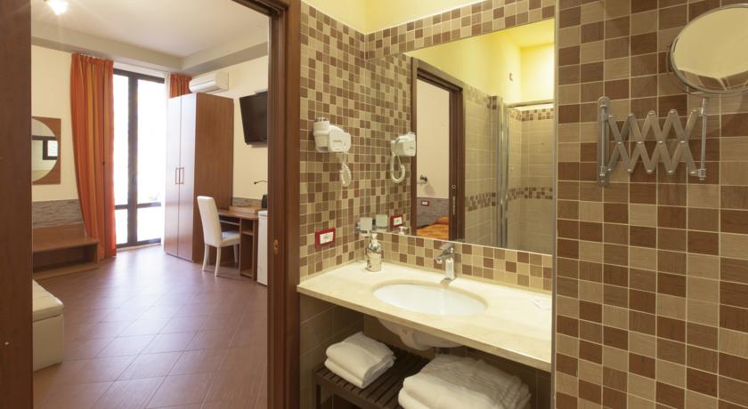 Imagen general del Hotel Ester, Florencia. Foto 6