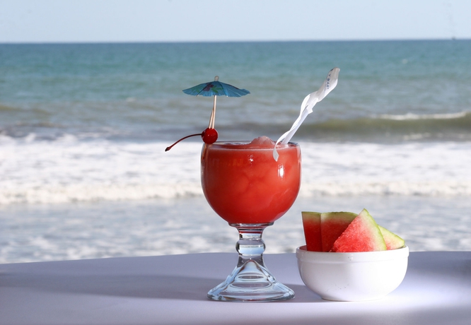 Imagen de los exteriores del Hotel Estero Y Mar. Foto 11