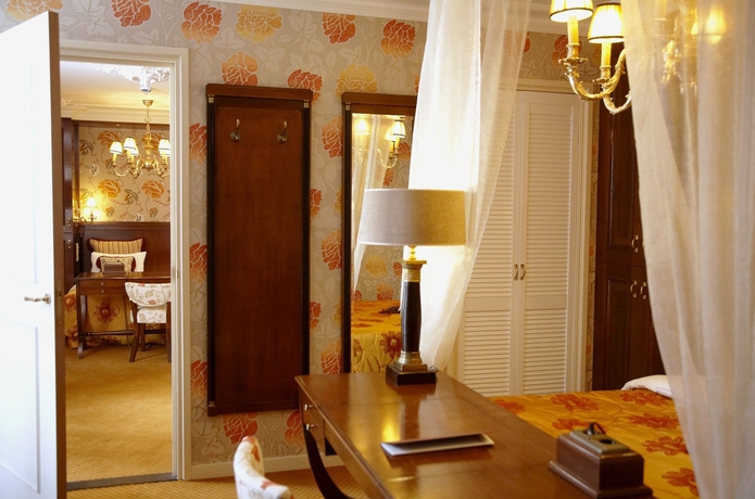 Imagen de la habitación del Hotel Estherea. Foto 8