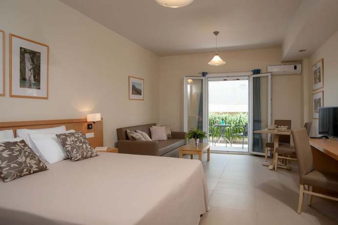 Imagen de la habitación del Hotel Estia, Fenikounta. Foto 10