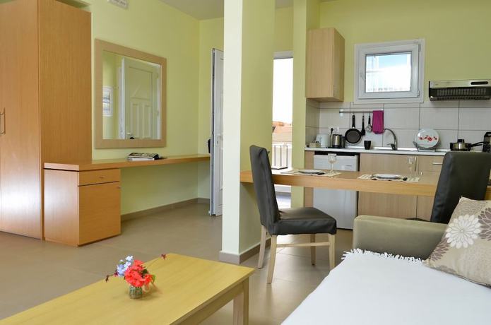 Imagen de la habitación del Hotel Estia, Fenikounta. Foto 12
