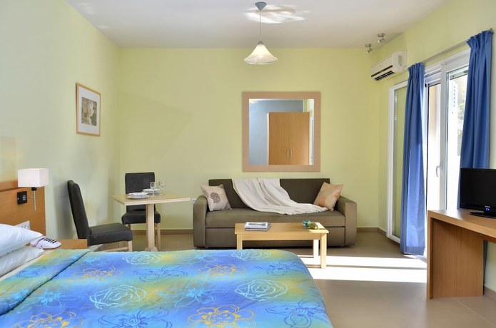 Imagen de la habitación del Hotel Estia, Fenikounta. Foto 15