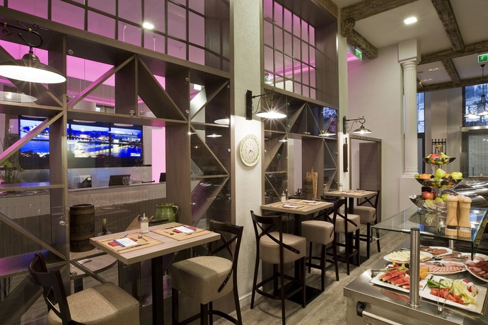 Imagen del bar/restaurante del Hotel Estilo Fashion Budapest. Foto 5
