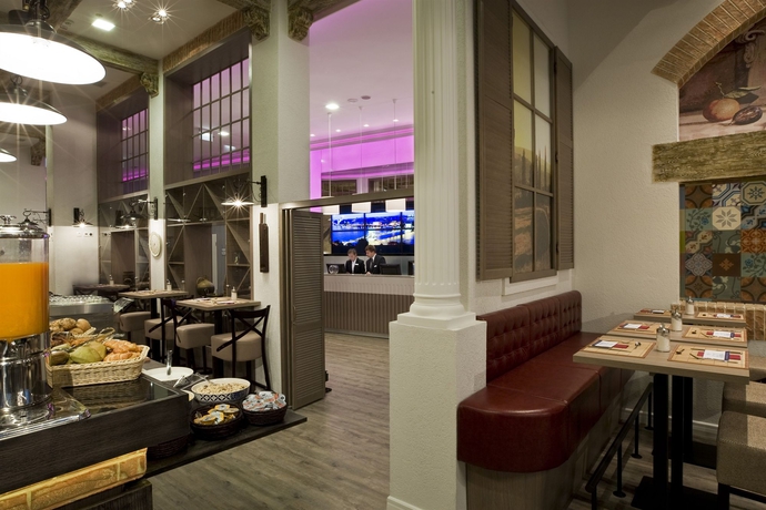 Imagen del bar/restaurante del Hotel Estilo by Mellow Mood Hotels. Foto 3