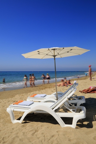 Imagen de los exteriores del Hotel Estival Centurion Playa. Foto 7