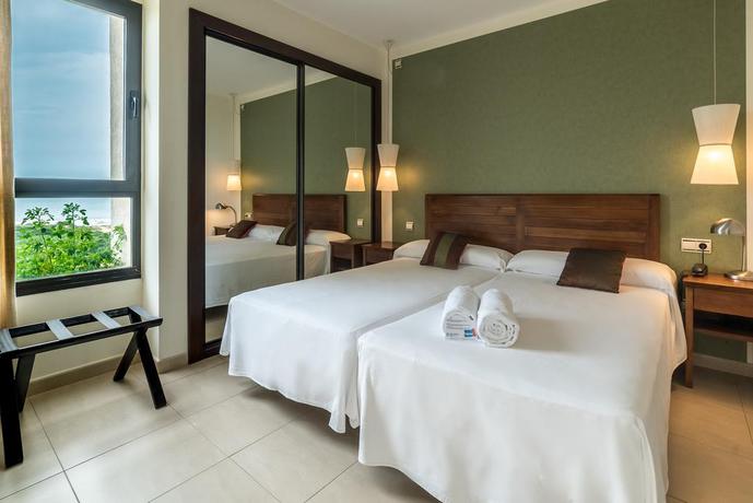 Imagen de la habitación del Hotel Estival Isla Cristina. Foto 7