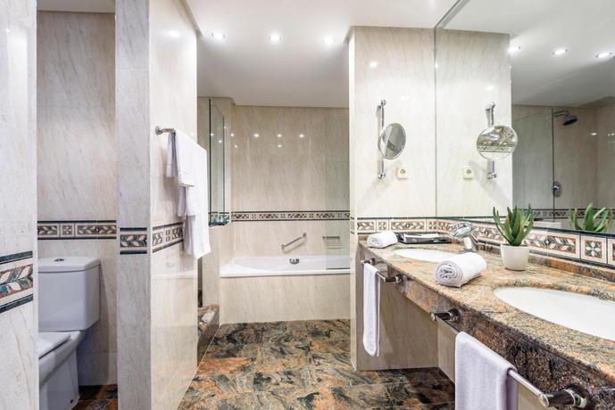 Imagen de la habitación del Hotel Estival Park Silmar. Foto 10