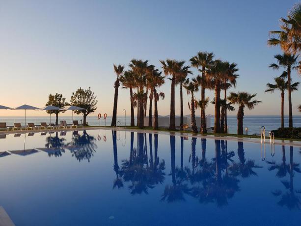 Imagen de la piscina del Hotel Estival Torrequebrada. Foto 23