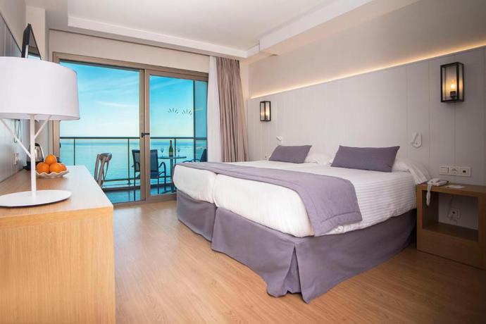 Imagen de la habitación del Hotel Estival Torrequebrada. Foto 7