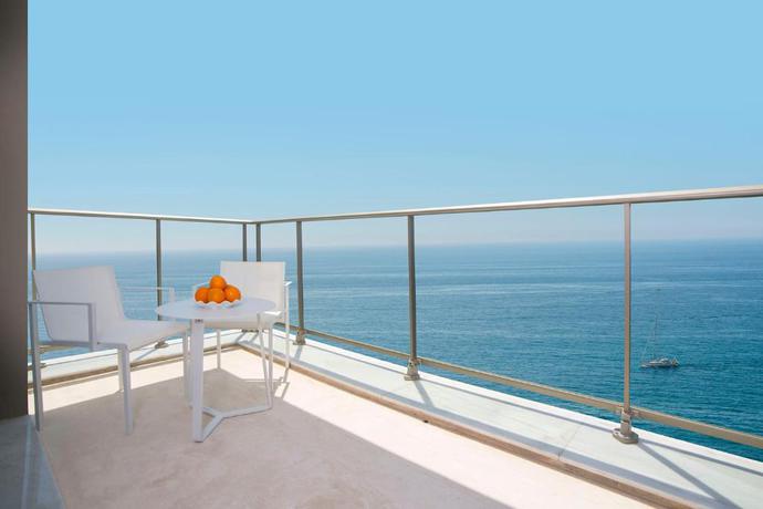 Imagen de los exteriores del Hotel Estival Torrequebrada. Foto 17