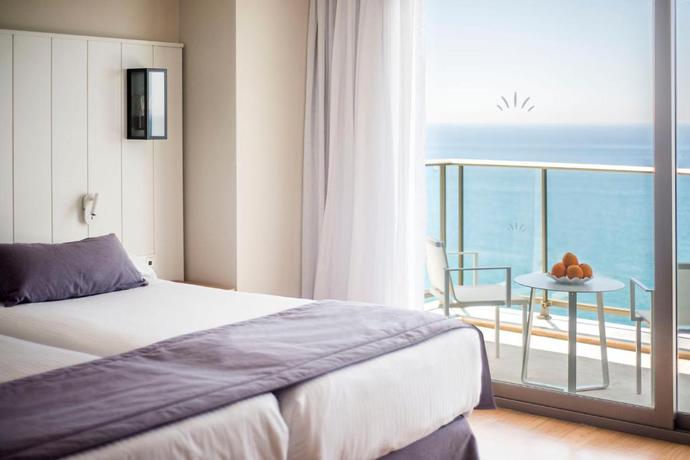 Imagen de la habitación del Hotel Estival Torrequebrada. Foto 11