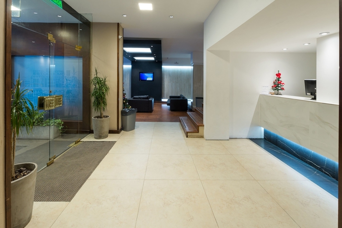 Imagen de los interiores del Hotel Estocolmo. Foto 18