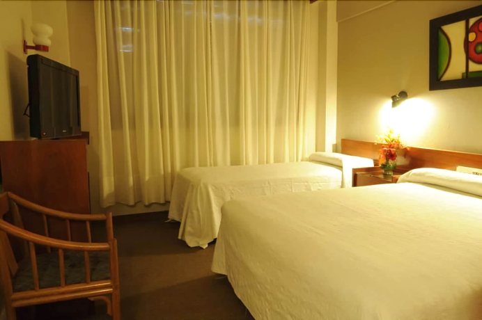 Imagen de la habitación del Hotel Estocolmo. Foto 10