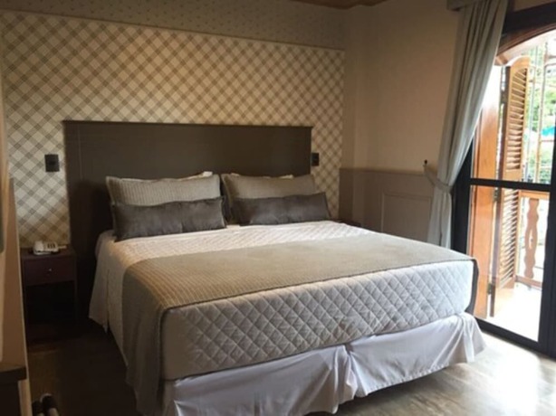 Imagen de la habitación del Hotel Estoril, Campos do Jordao. Foto 2