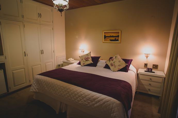 Imagen de la habitación del Hotel Estoril, Campos do Jordao. Foto 7