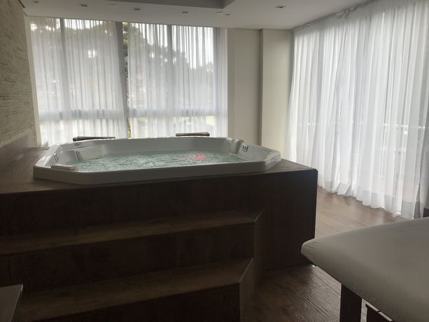 Imagen de la habitación del Hotel Estoril, Campos do Jordao. Foto 9