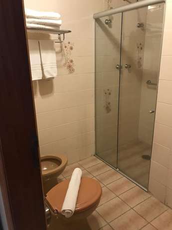 Imagen de la habitación del Hotel Estoril, Campos do Jordao. Foto 10